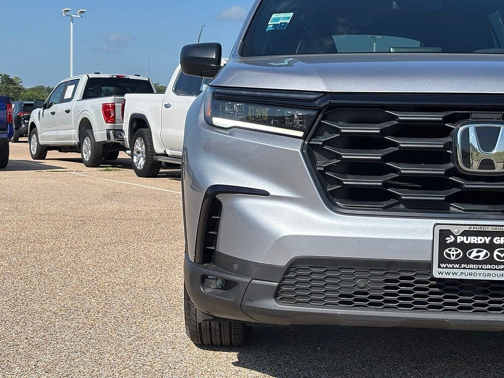 Used 2025 Honda Pilot Sport SUV