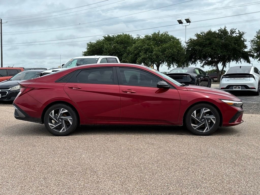 Used 2025 Hyundai Elantra SEL Sport Sedan