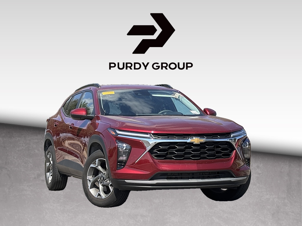 Used 2025 Chevrolet Trax LT SUV