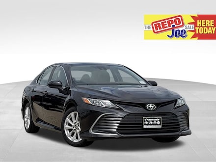 2023 Toyota Camry LE Sedan