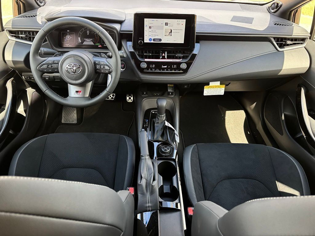 2025 Toyota GR Corolla Premium - Photo 10