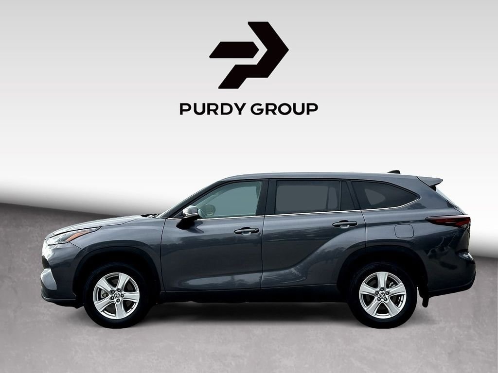 Used 2024 Toyota Highlander LE SUV