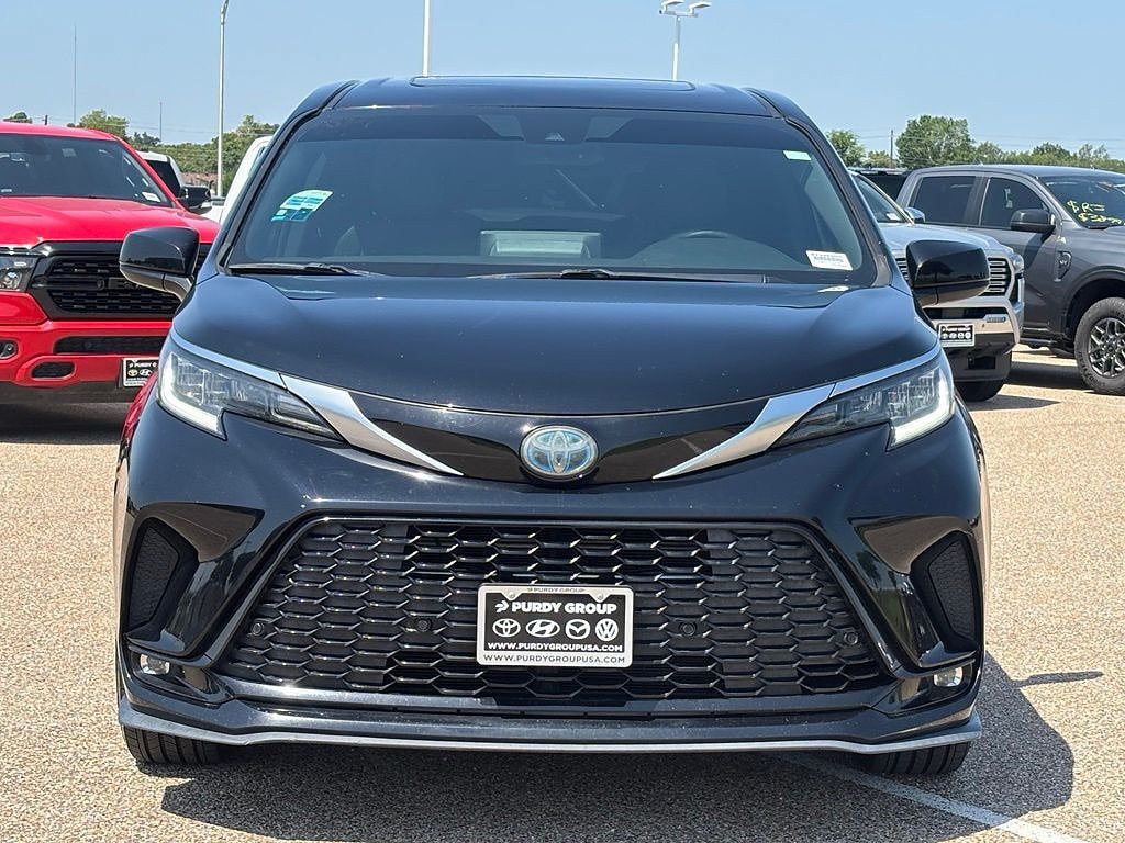 Used 2021 Toyota Sienna XSE 7 Passenger Van