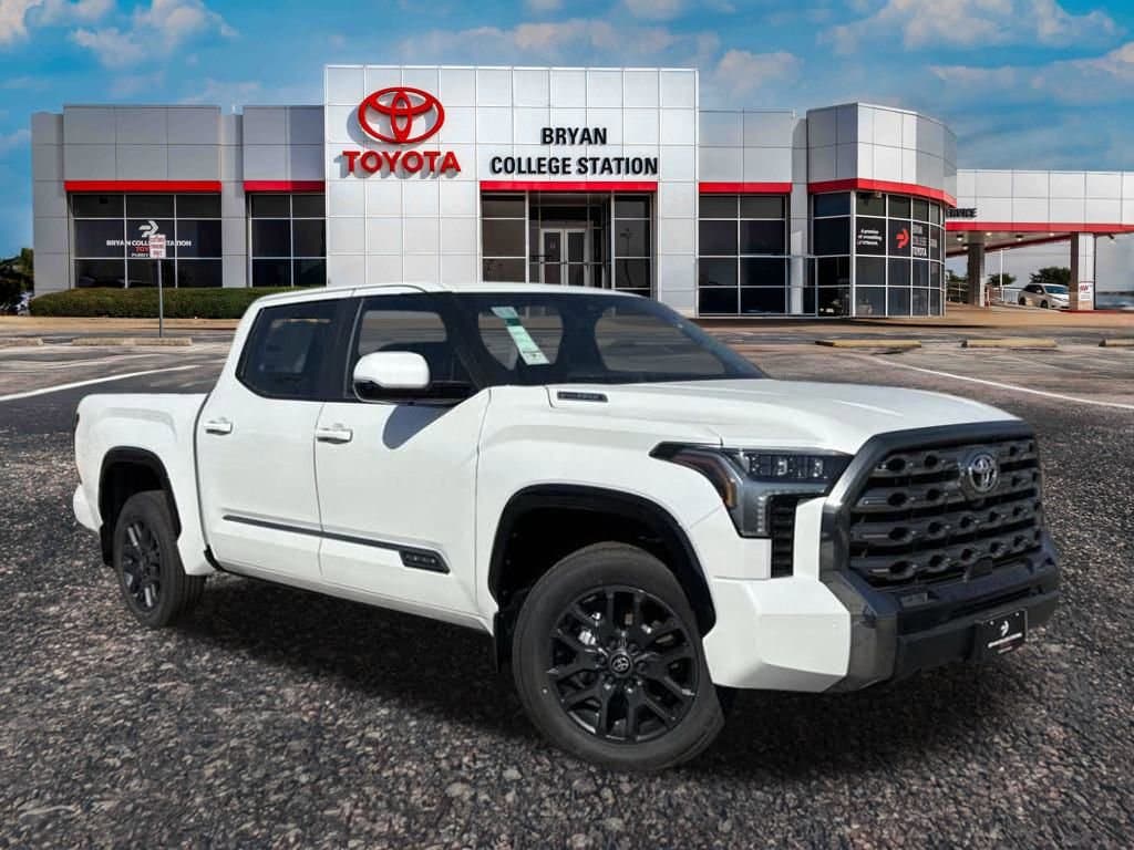 2025 Toyota Tundra Platinum's photo