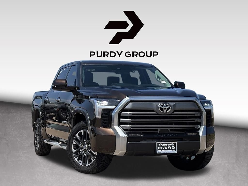 Pre-Owned 2022 Toyota Tundra Limited 3.5L V6