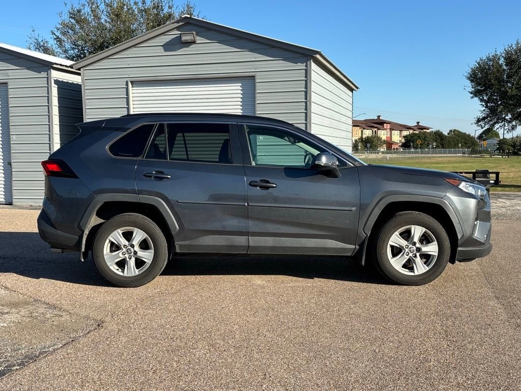 Used 2021 Toyota RAV4 XLE SUV