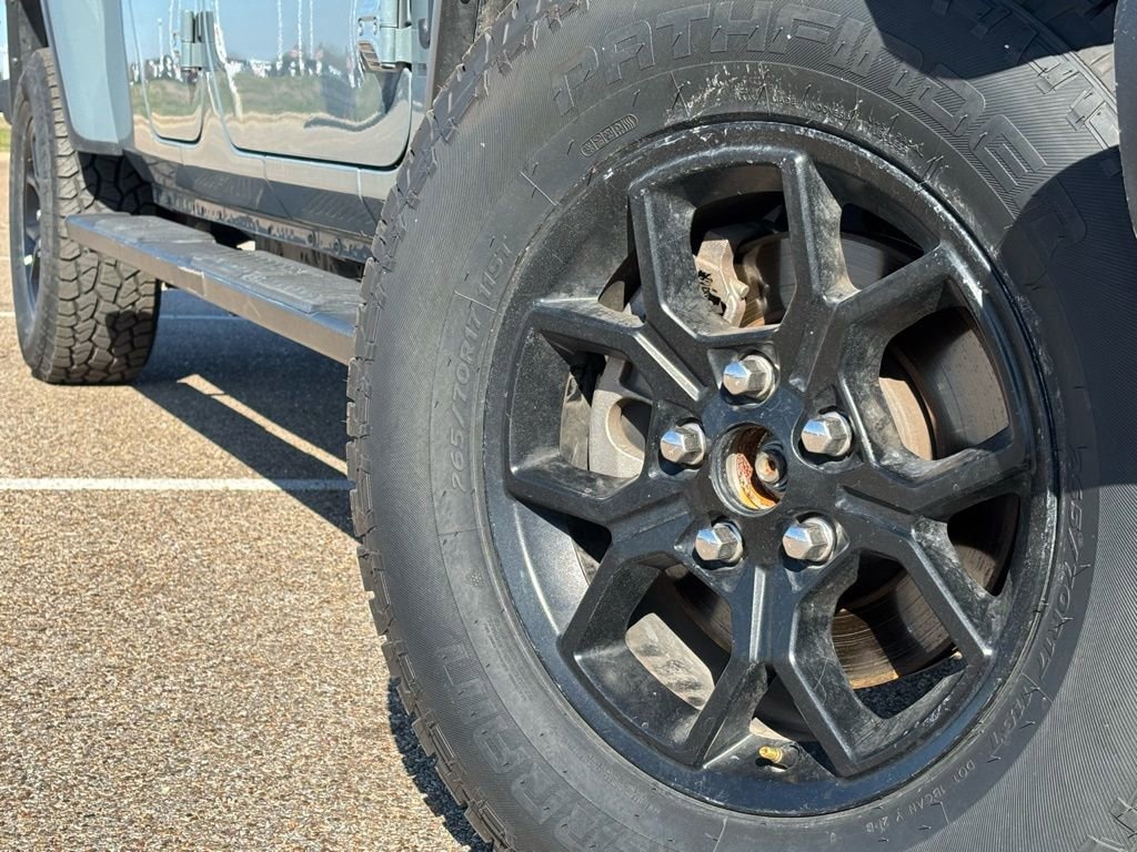 Used 2024 Jeep Gladiator Sport Truck Crew Cab