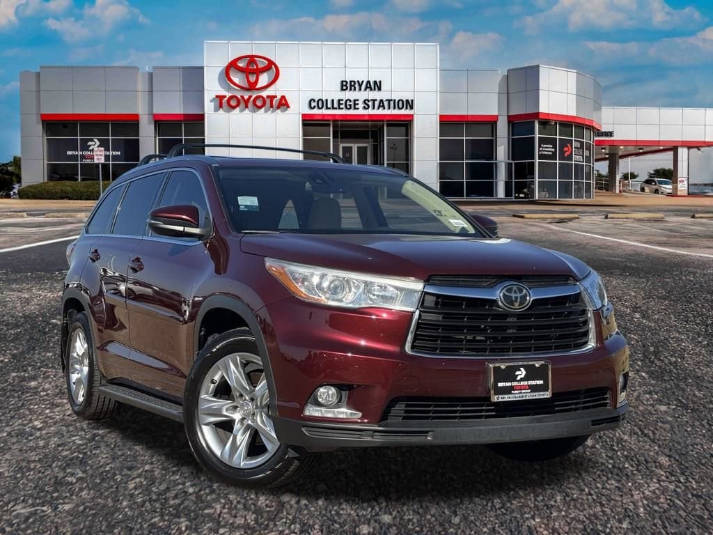Used 2014 Toyota Highlander Limited V6 SUV