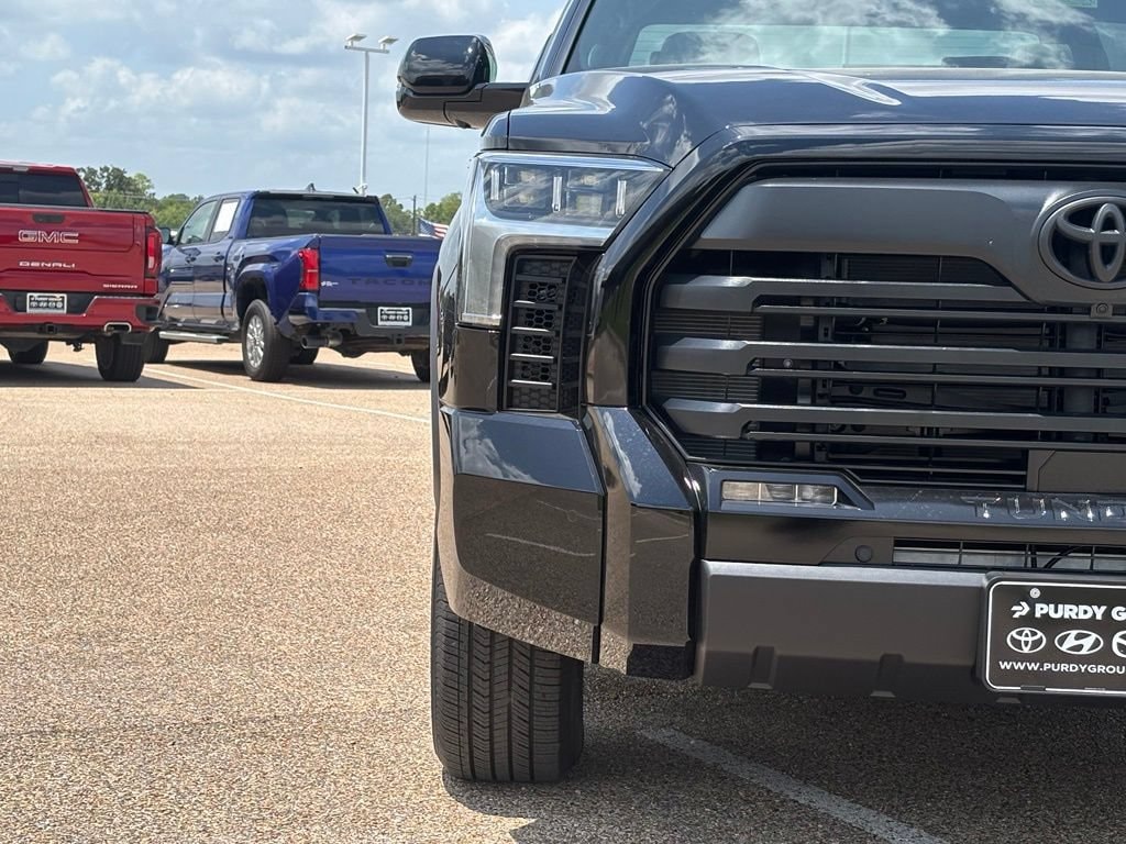 New 2026 Toyota Tundra Limited LIMITED CREWMAX 5.5