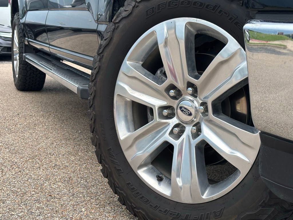 2021 Ford F-150 Lariat photo 2