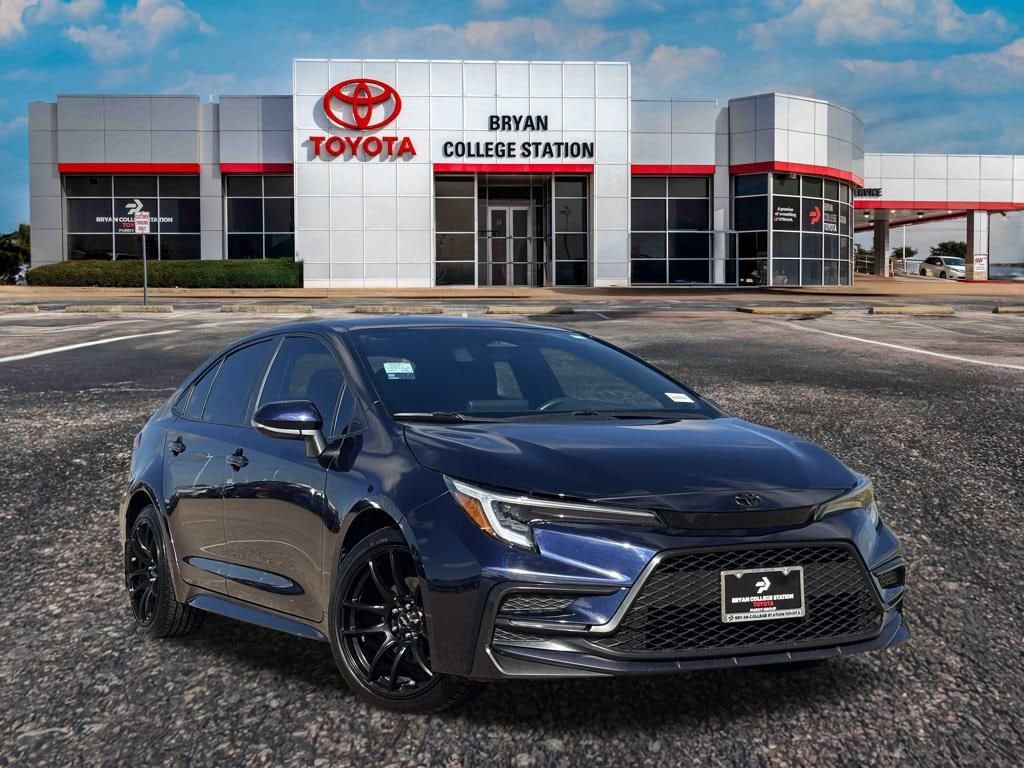 Used 2024 Toyota Corolla SE Sedan