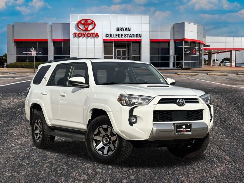 2024 Toyota 4Runner TRD Off-Road's photo