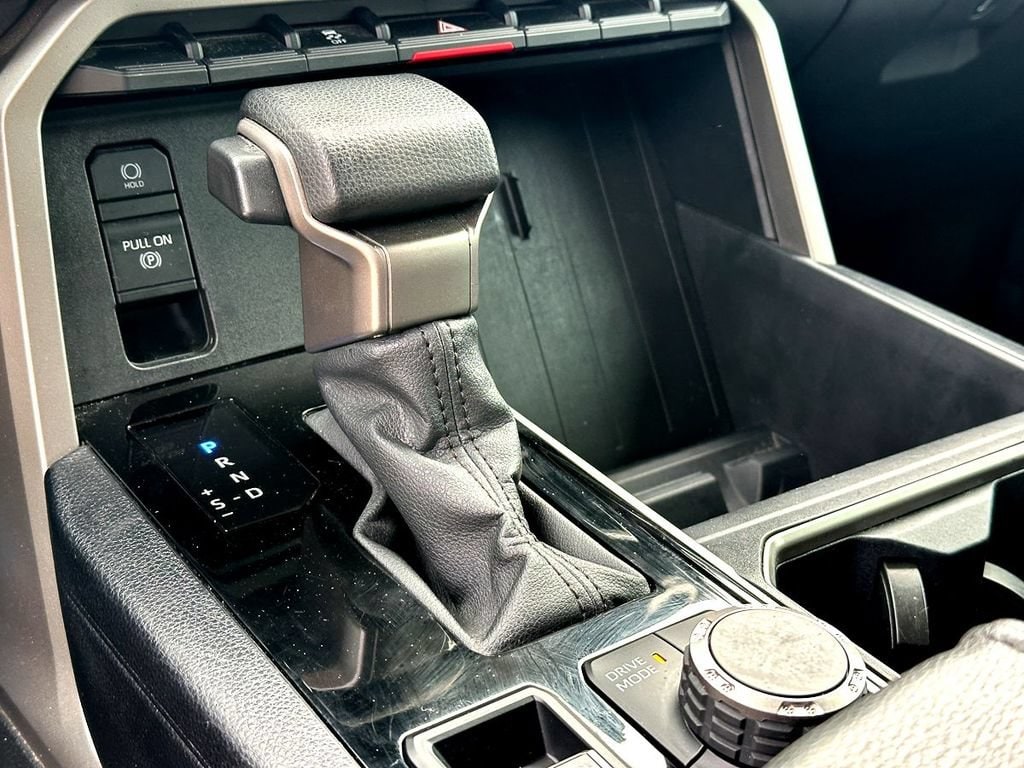 2022 Toyota Tundra SR5 - Photo 14