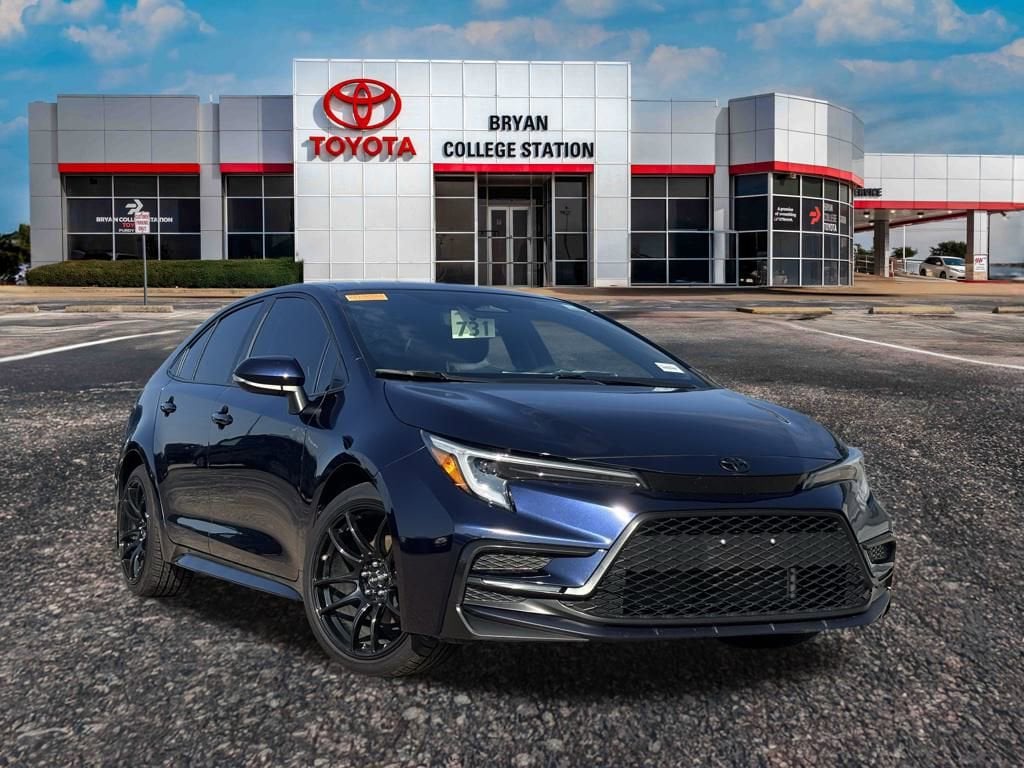 Used 2024 Toyota Corolla SE Sedan