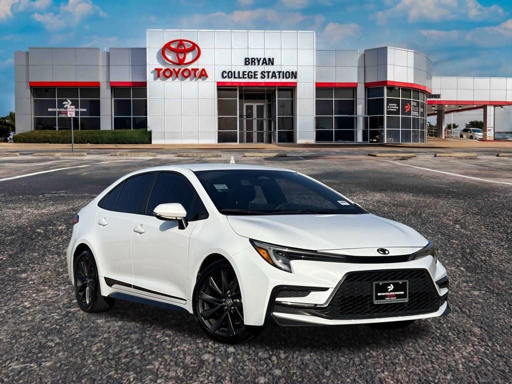 Used 2023 Toyota Corolla SE Sedan