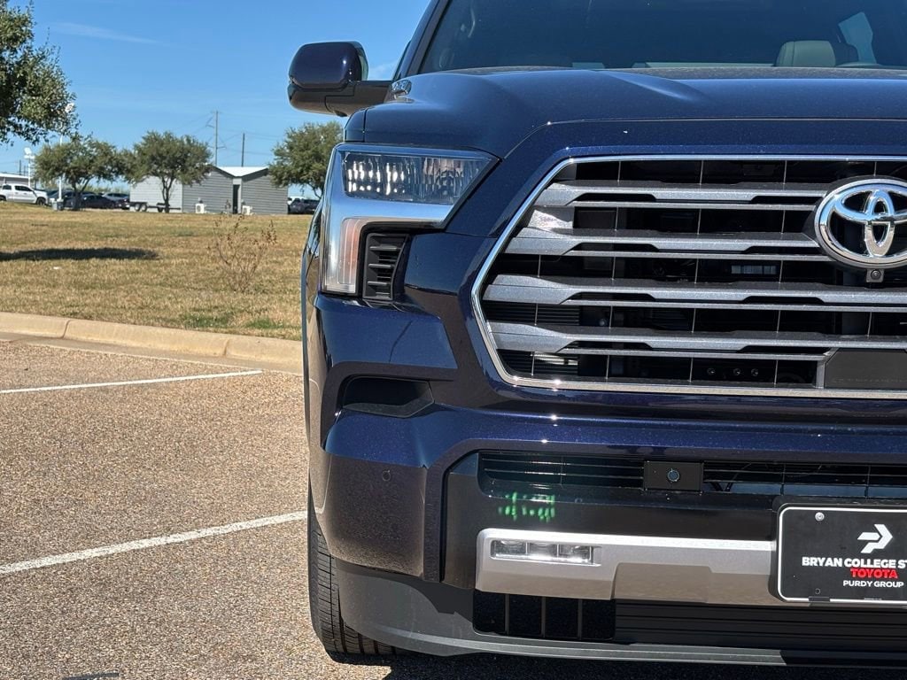 New 2026 Toyota Sequoia Limited LIMITED HYBRID