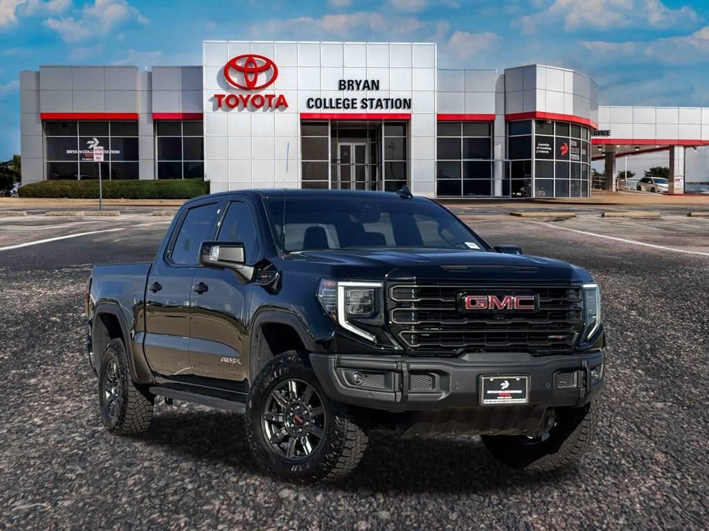 2026 GMC Sierra Base's photo