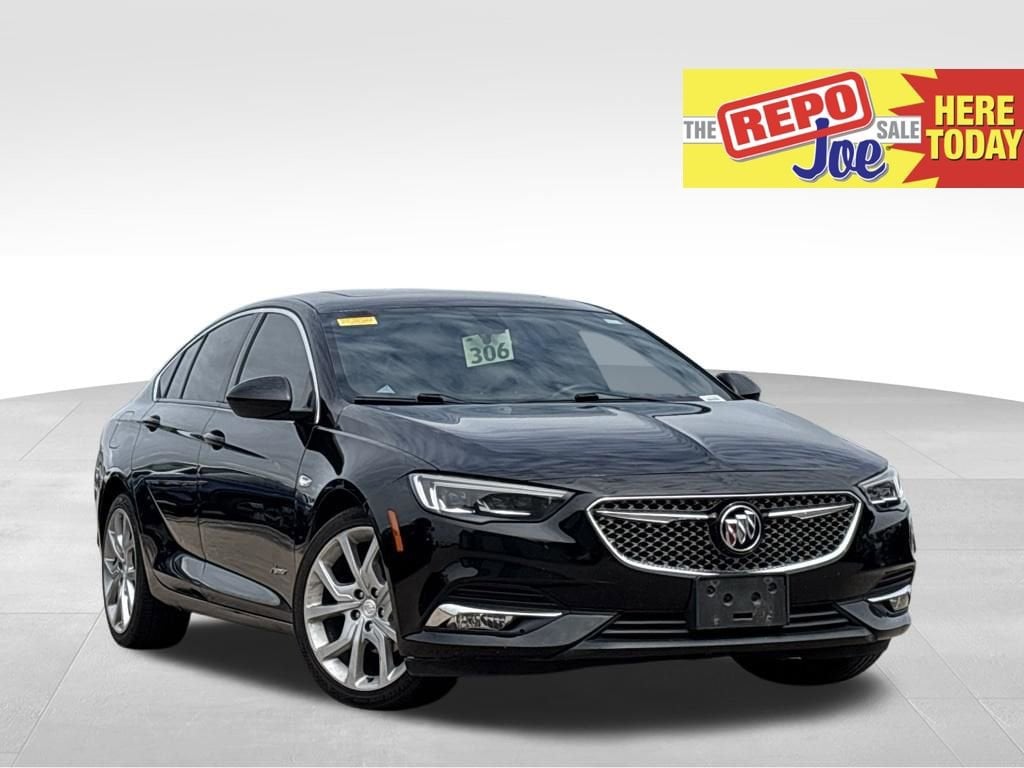 2019 Buick Regal Avenir FWD's photo