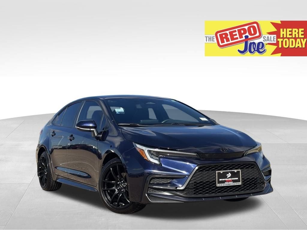 Used 2024 Toyota Corolla SE Sedan