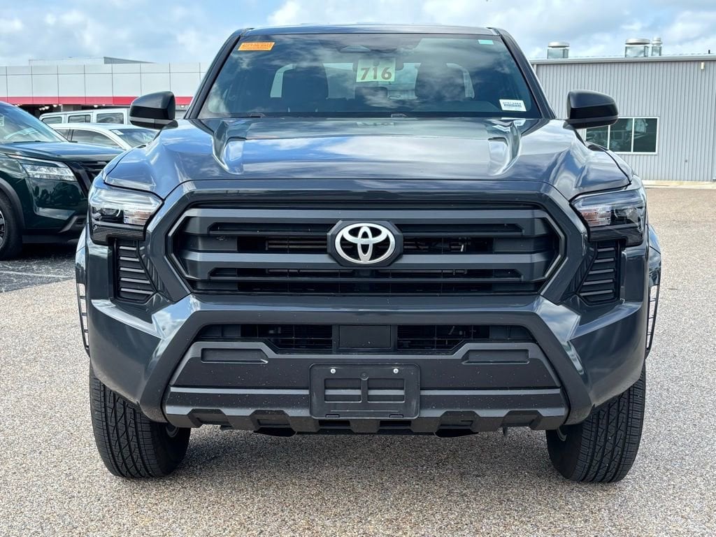 Used 2024 Toyota Tacoma SR Truck Double Cab