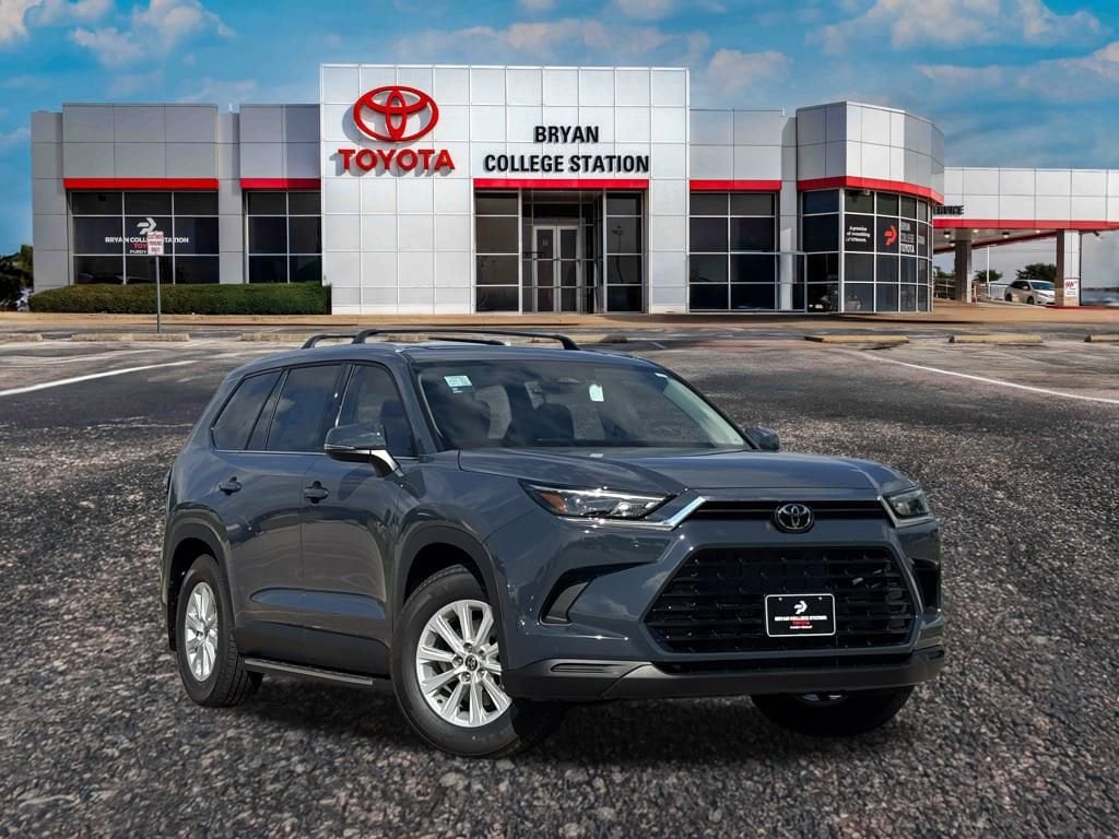 2026 Toyota Grand Highlander XLE's photo