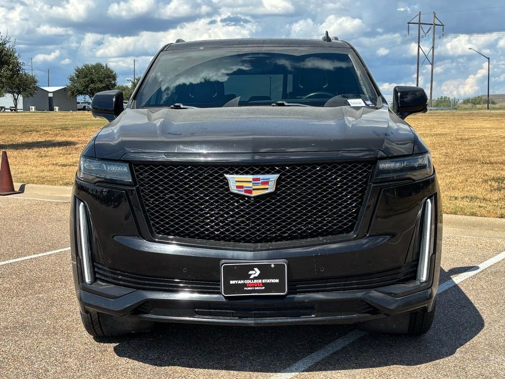 2023 Cadillac Escalade Sport photo 3