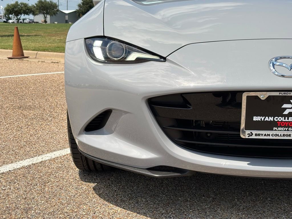 2025 Mazda MX-5 Miata Miata RF Grand Touring photo 4