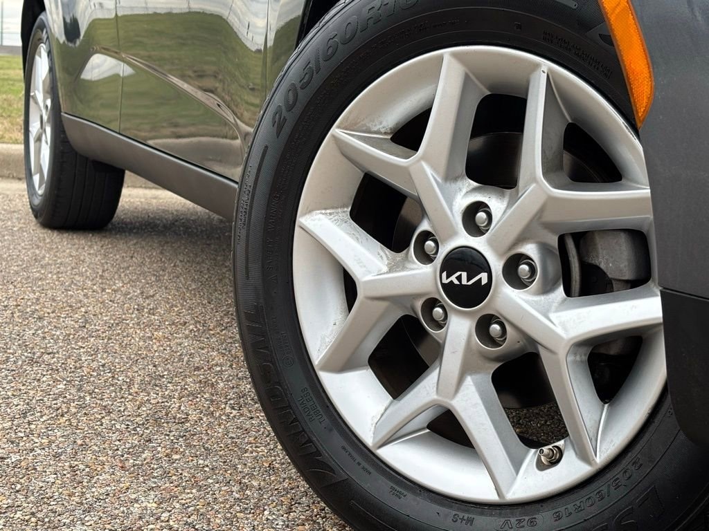 Used 2024 Kia Soul LX Hatchback