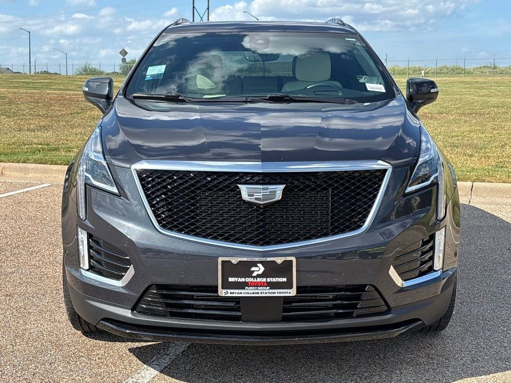 2022 Cadillac XT5 Sport photo 3