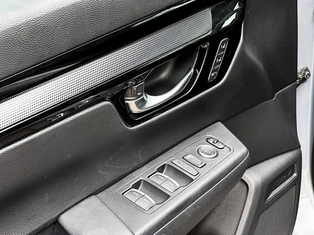 2024 Honda CR-V EX-L - Photo 11