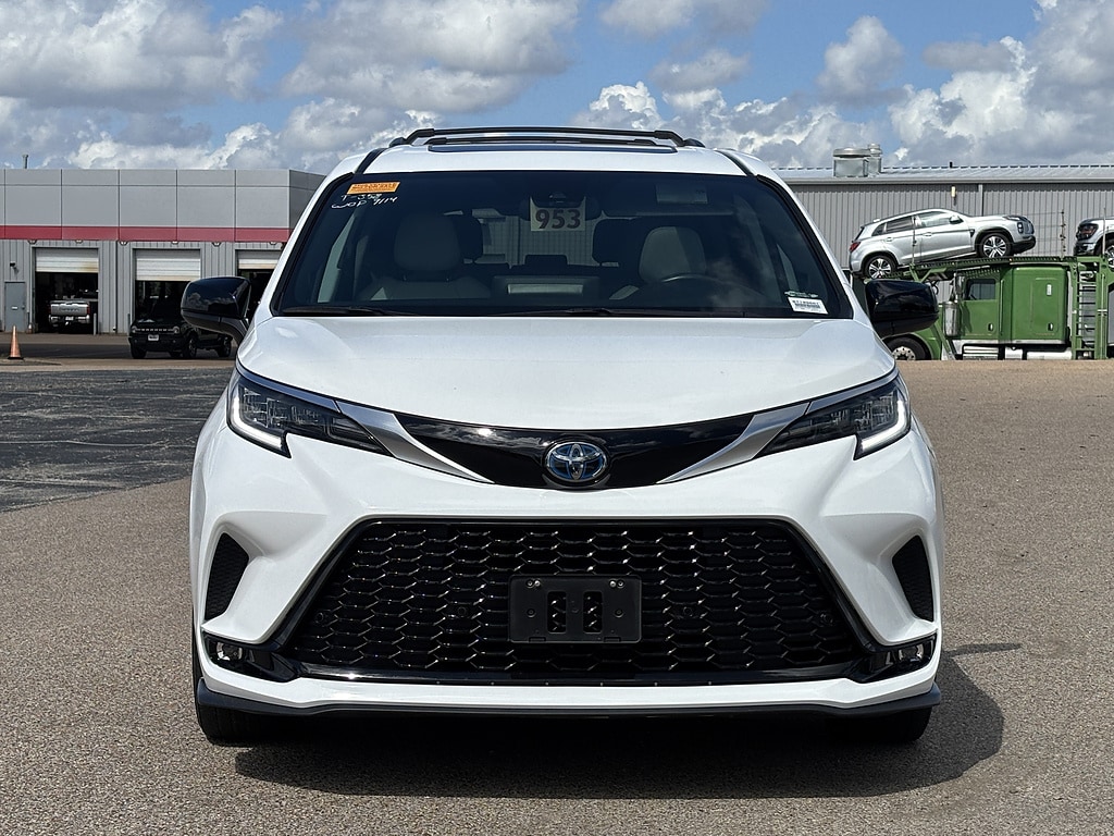 Used 2024 Toyota Sienna XSE 7 Passenger Van Passenger Van
