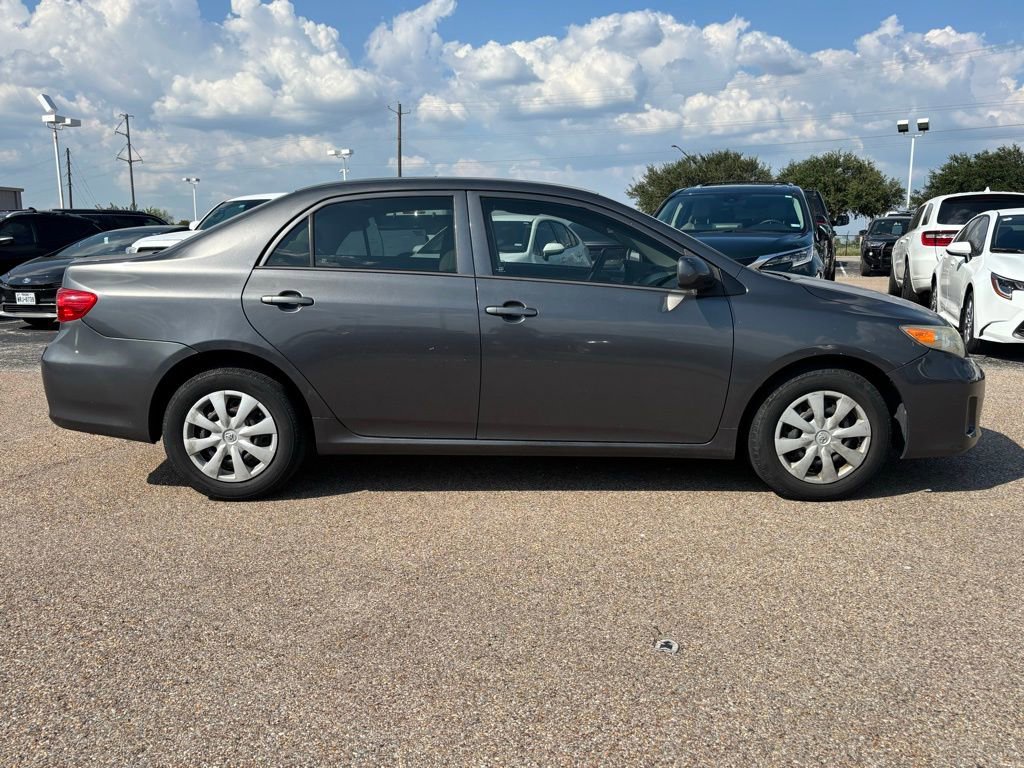 2012 Toyota Corolla L photo 4