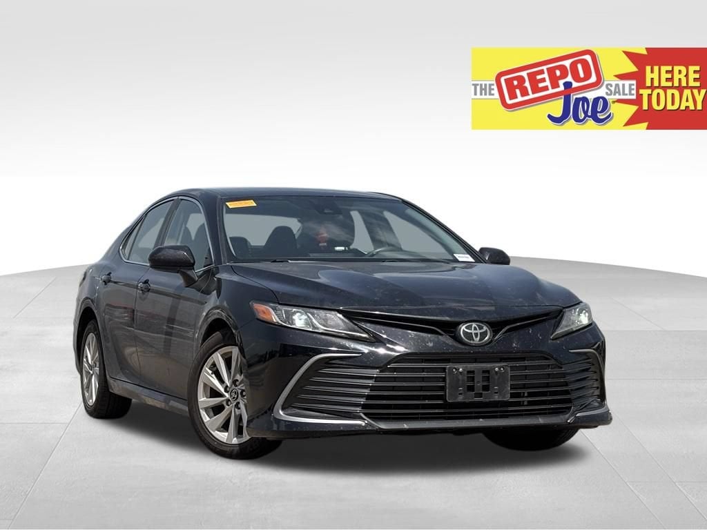 Used 2023 Toyota Camry LE Sedan