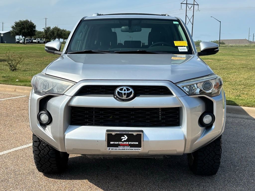 2016 Toyota 4Runner SR5 photo 3