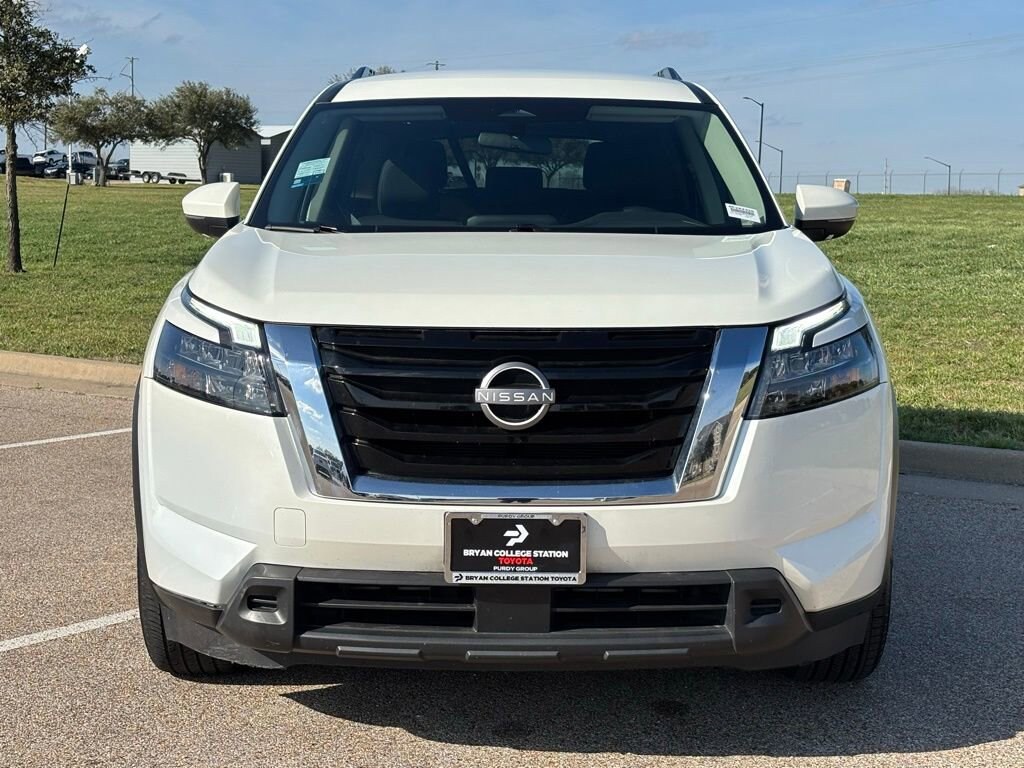 Used 2024 Nissan Pathfinder SV SUV
