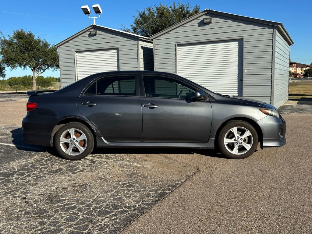 2012 Toyota Corolla S photo 4