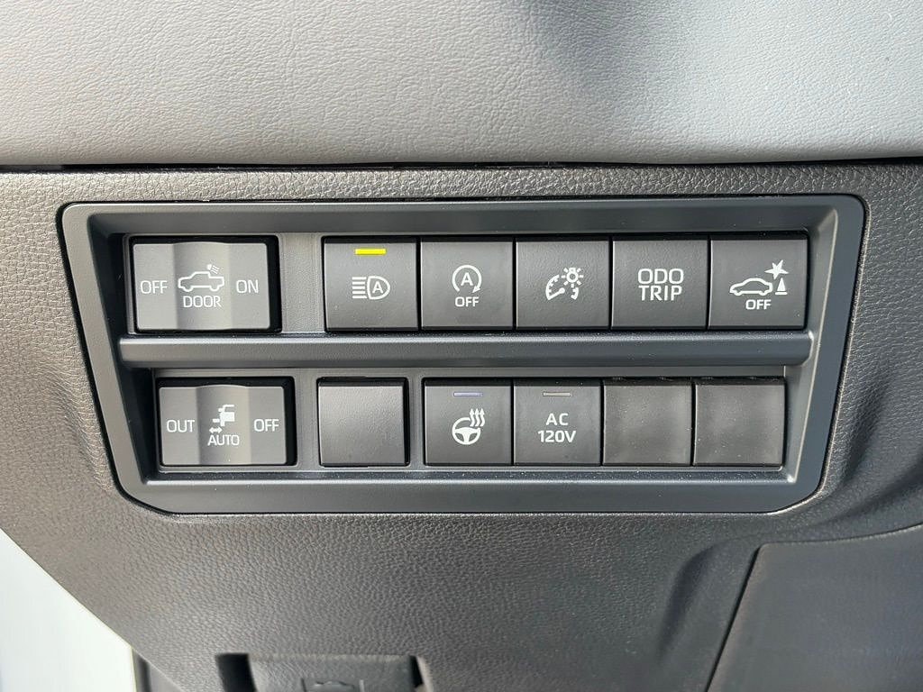 2026 Toyota Tundra Platinum - Photo 25