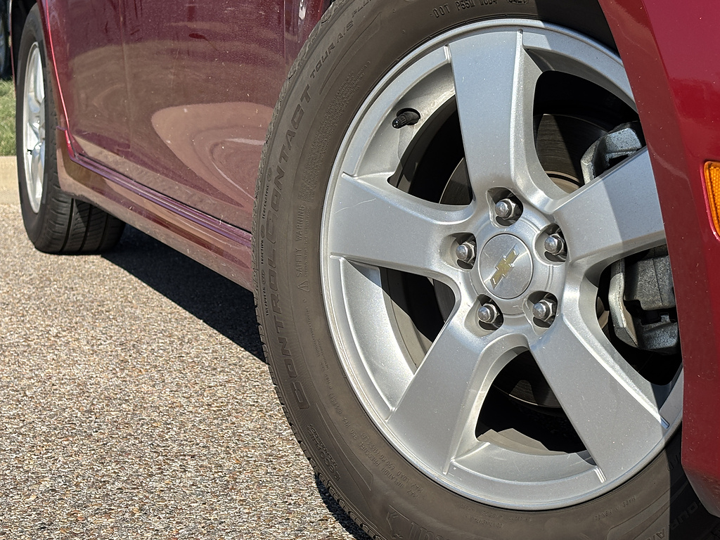 Used 2014 Chevrolet Cruze 1LT with VIN 1G1PC5SB8E7374235 for sale in Bryan, TX