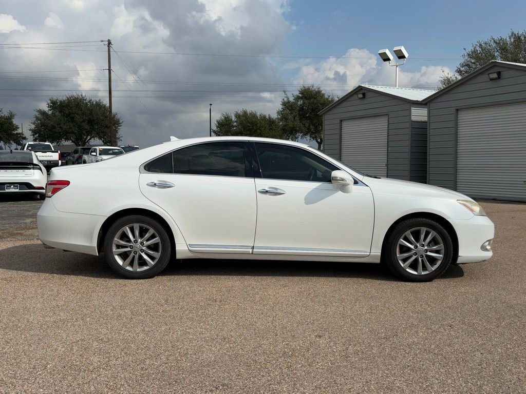 2012 Lexus ES 350 photo 4
