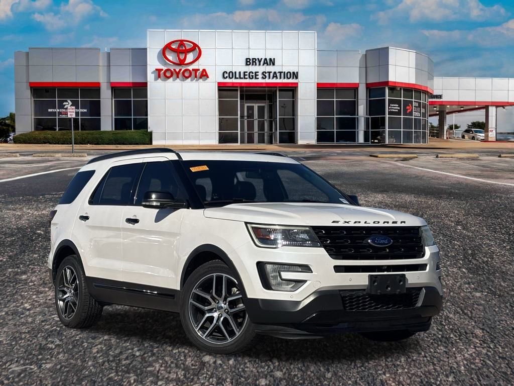 2017 Ford Explorer Sport's photo