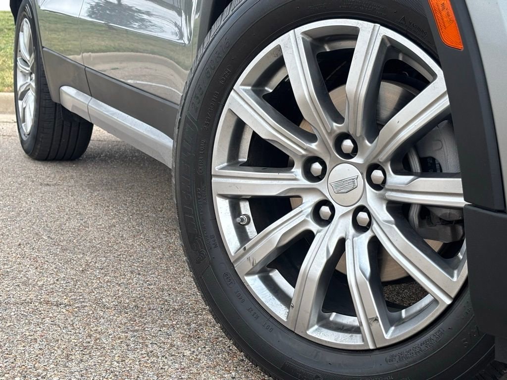 Used 2023 CADILLAC XT4 Premium Luxury SUV