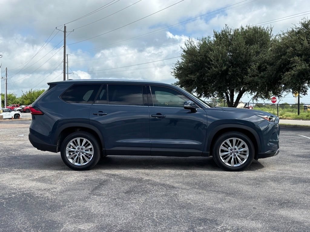 Used 2024 Toyota Grand Highlander Platinum SUV