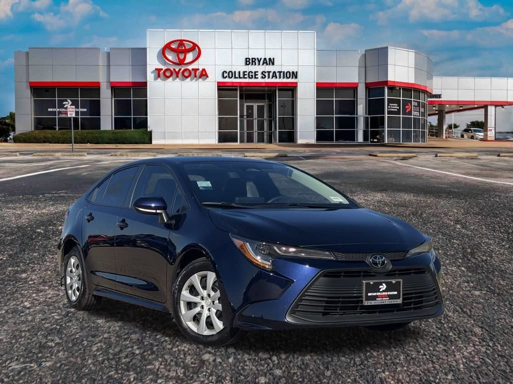Certified 2025 Toyota Corolla LE Sedan