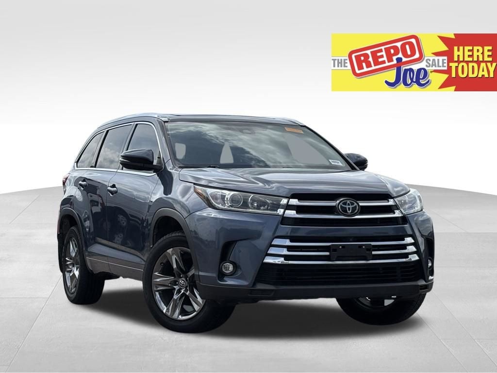 Used 2019 Toyota Highlander Limited Platinum V6 SUV