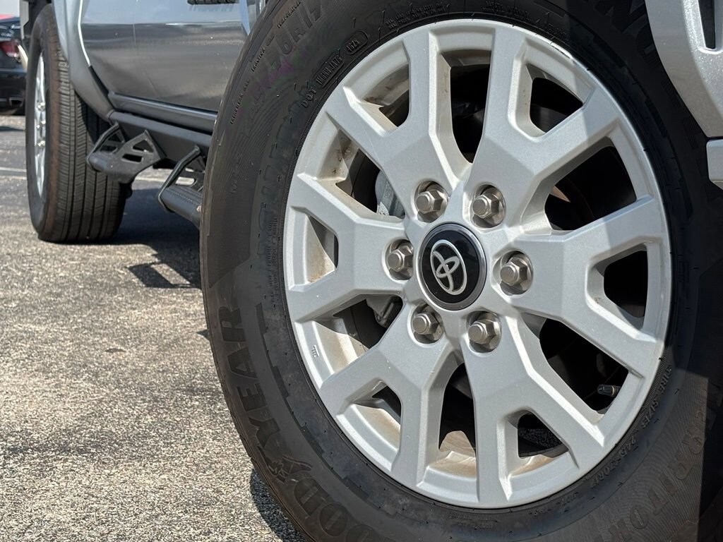 Used 2026 Toyota Tacoma SR5 Truck Double Cab