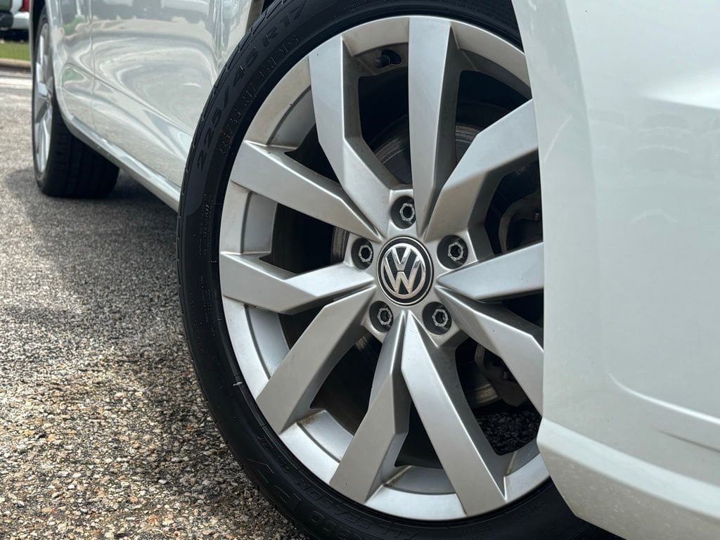 Used 2019 Volkswagen Golf SE with VIN 3VWG57AU6KM002455 for sale in Bryan, TX