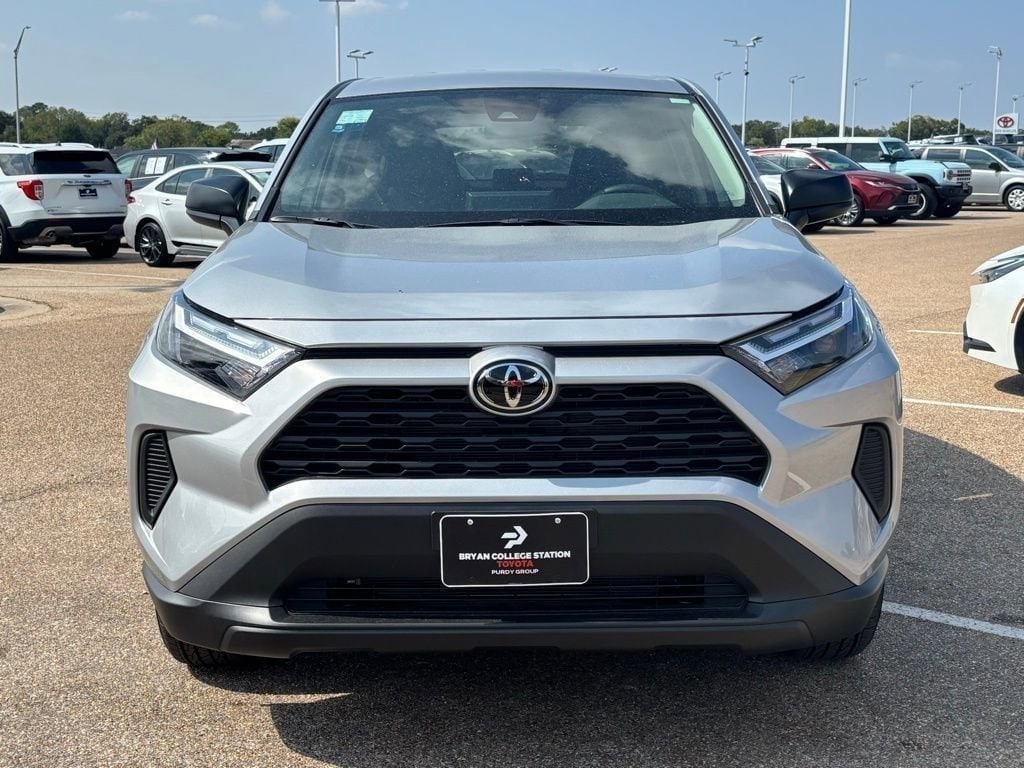 New 2025 Toyota RAV4 LE LE FWD SUV