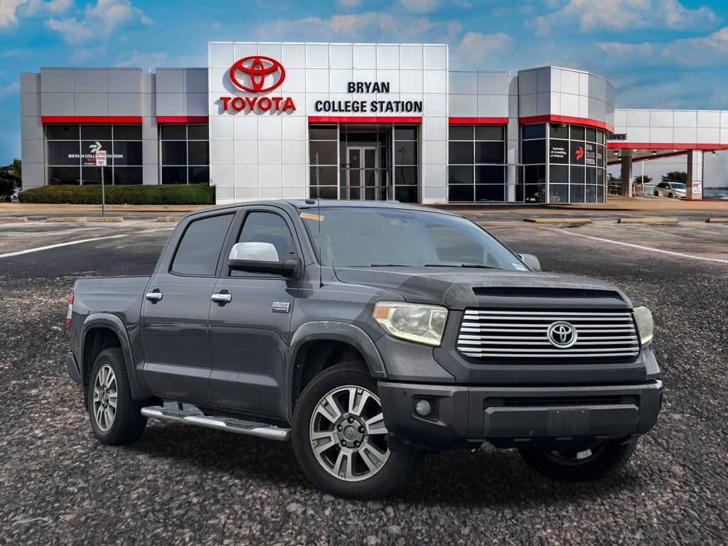 2015 Toyota Tundra Platinum's photo