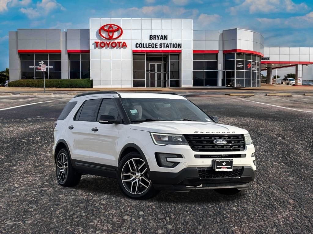 2017 Ford Explorer Sport's photo