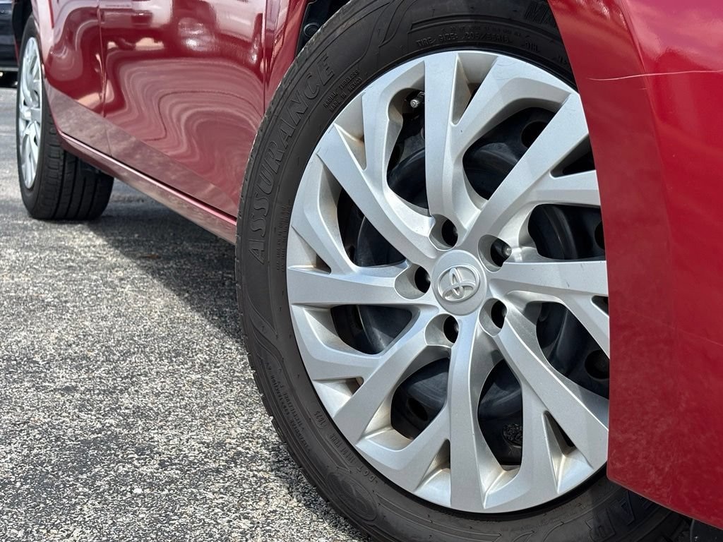 Used 2018 Toyota Corolla LE Sedan